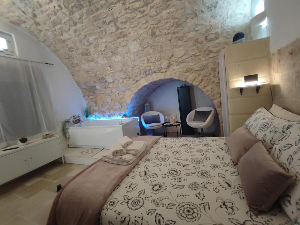 Living Stone Villa Остуни Екстериор снимка