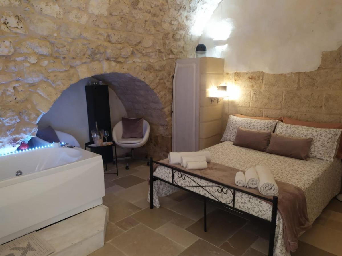 Living Stone Villa Остуни Екстериор снимка