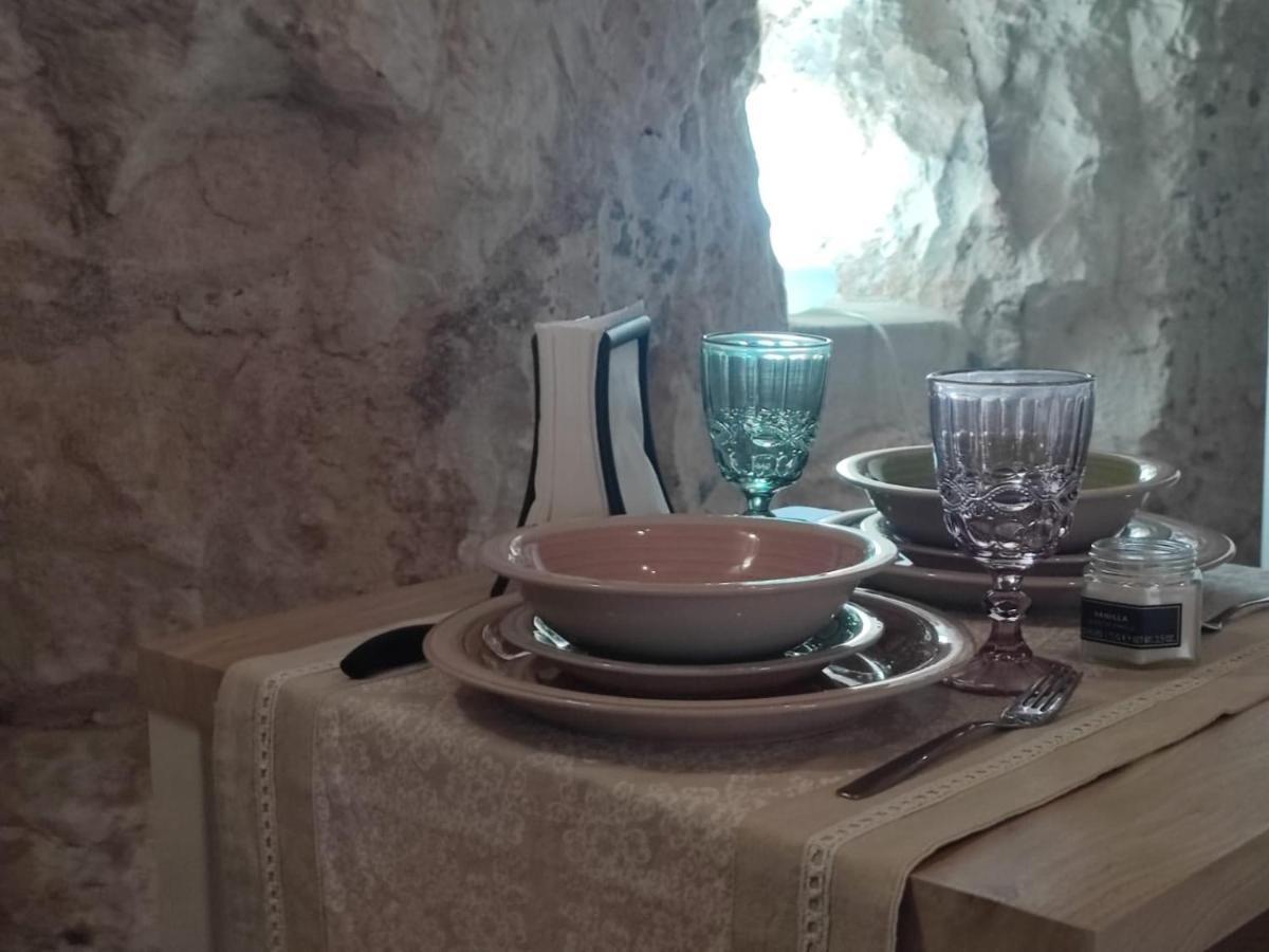 Living Stone Villa Остуни Екстериор снимка