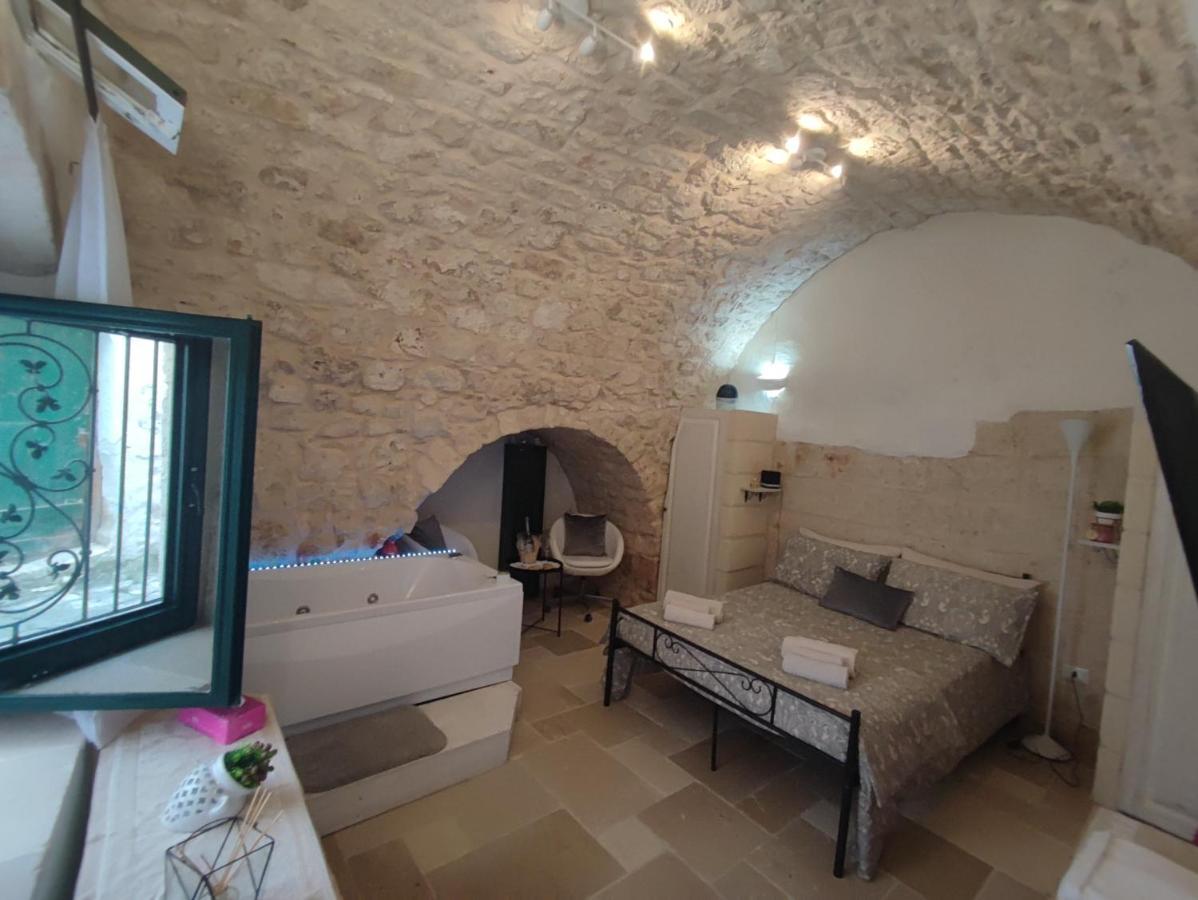 Living Stone Villa Остуни Екстериор снимка